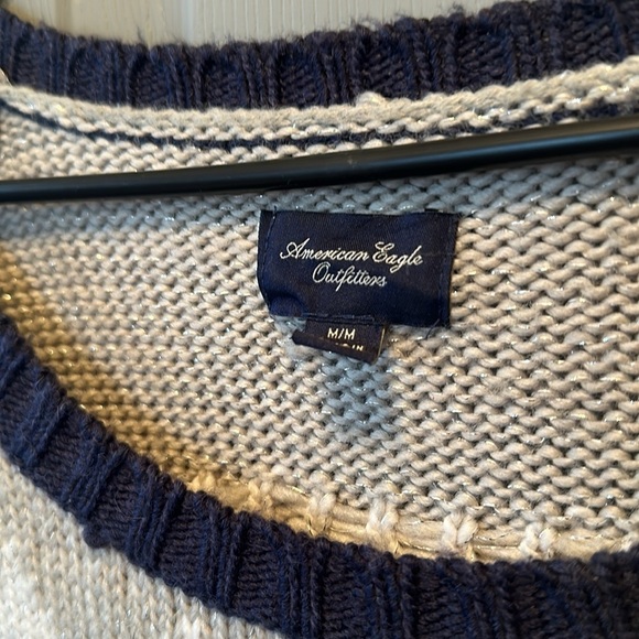 American Eagle Sweater - Picture 2 of 6